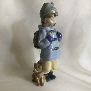 NAO Lladro Spain Figurine Girl with Dog